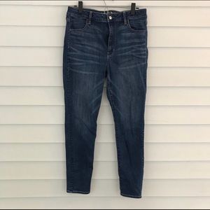 American Eagle High-Waisted Skinny Jeans